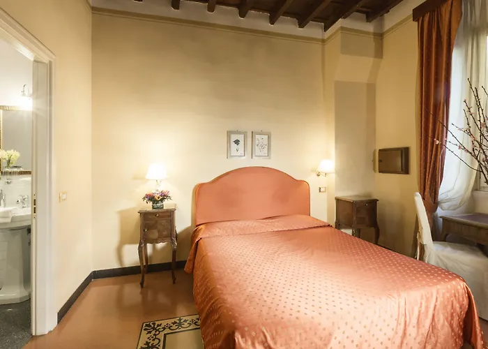 Отель типа "постель и завтрак" Casa De' Fiori 4*