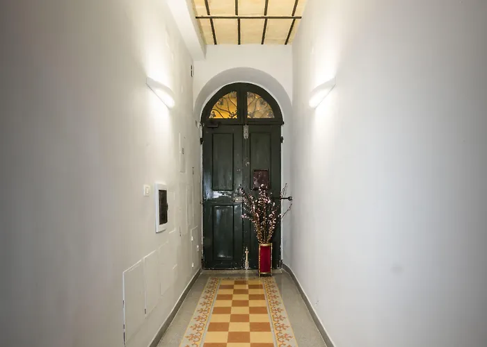 Отель типа "постель и завтрак" Casa De' Fiori Рим